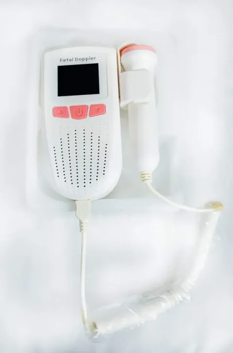 Doppler fetal para control del bienestar del bebé